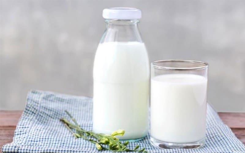 Cách làm trắng da bằng sữa tươi không đường trong vòng 2 tuần mà không cần mỹ phẩm